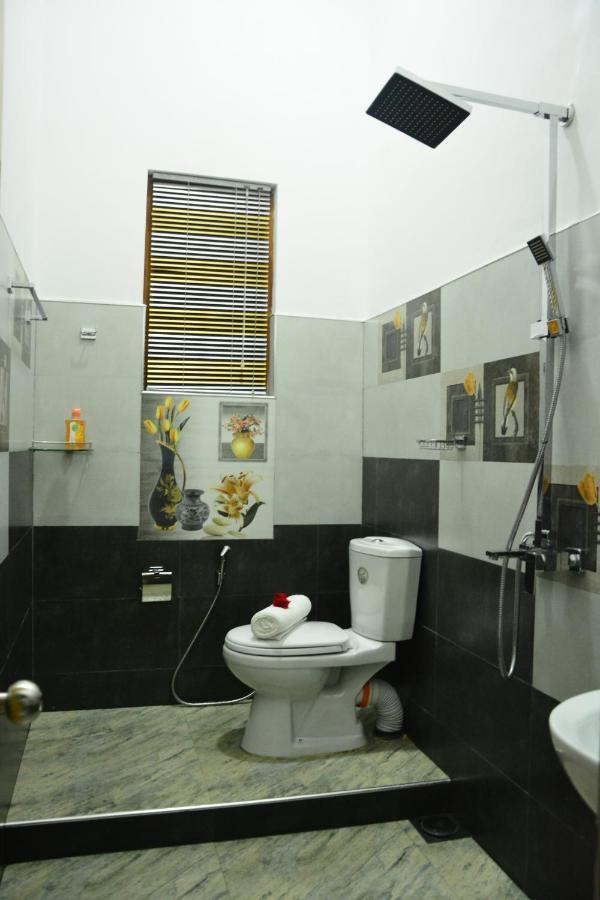 Seven Luck Palace Kandy Esterno foto