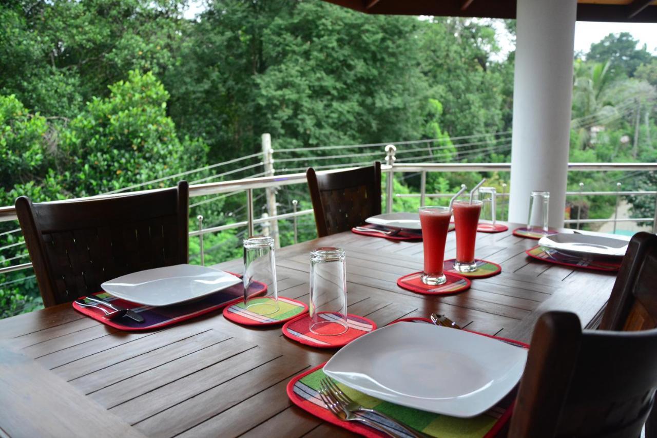 Seven Luck Palace Kandy Esterno foto