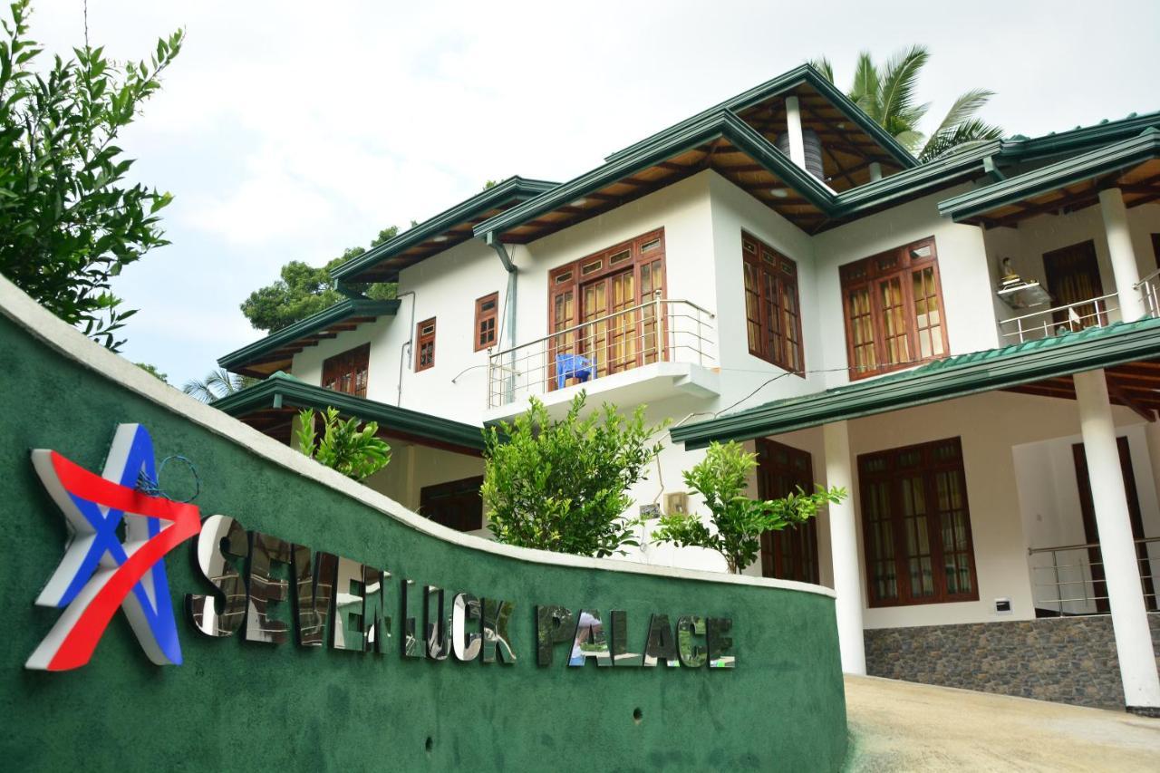Seven Luck Palace Kandy Esterno foto